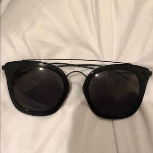 diff eyewear black sunglasses